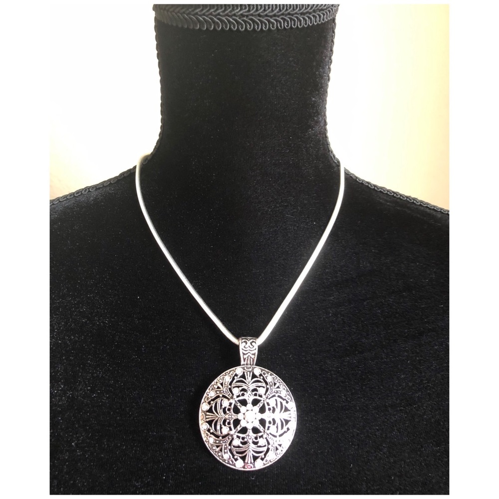 Brand New Silver Plated Necklace